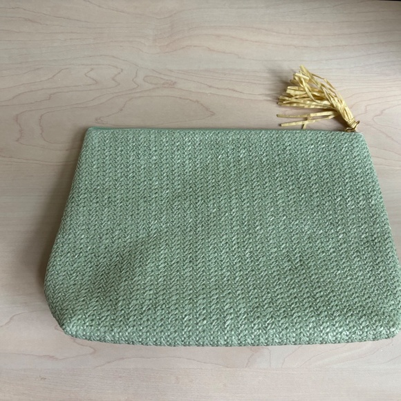New Clutch  with Tassel Pull - Picture 3 of 4